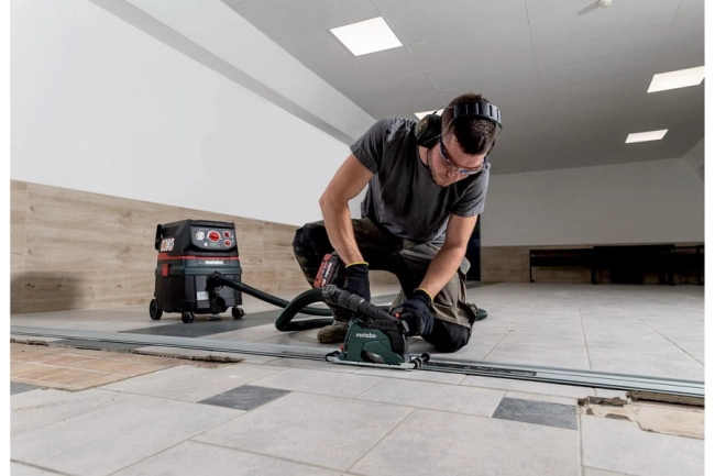 METABO SZLIFIERKA KĄT.125 AKU 18V BEZ AKU WB18LTBL-33093