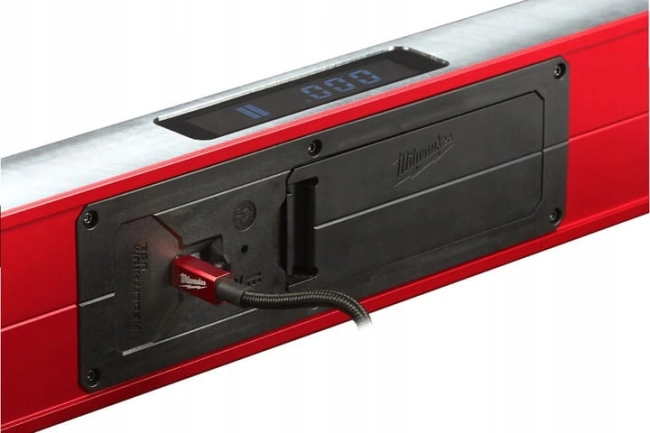 POZIOMNICA-ELEKTRONICZNA-60CM-REDSTICK-MILWAUKEE-MasjsterOnline.pl (2).jpg