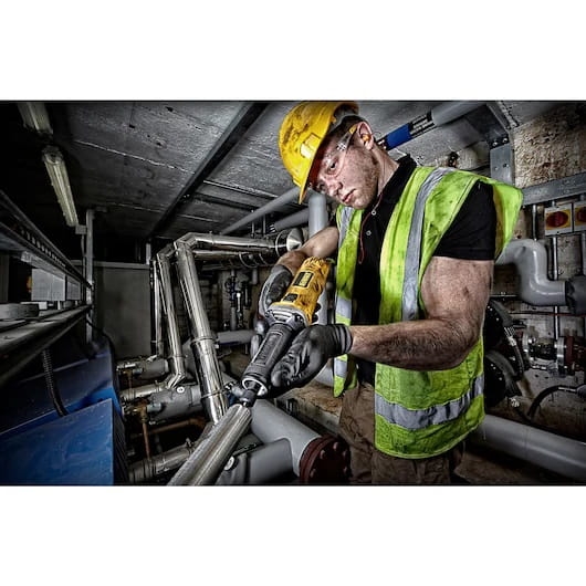 DEWALT-SZLIFIERKA-PROSTA-6MM-450W-DWE4884-MajsterOnline.pl (9).jpg