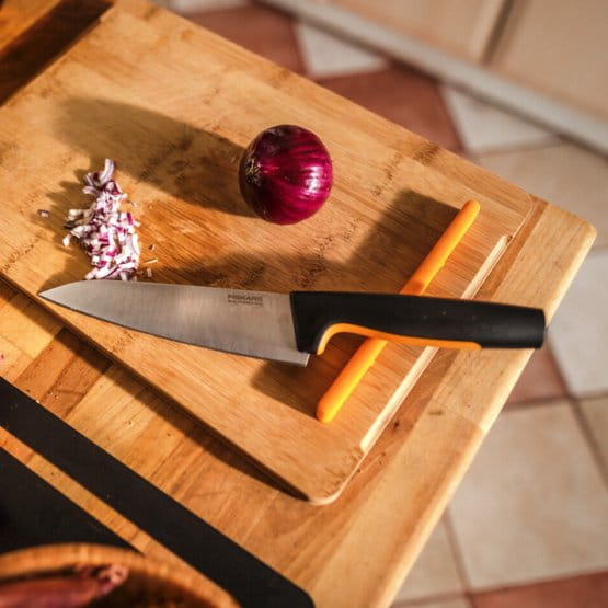 NÓŻ SZEFA KUCHNI 17CM FUNCTIONAL FORM FISKARS-41098