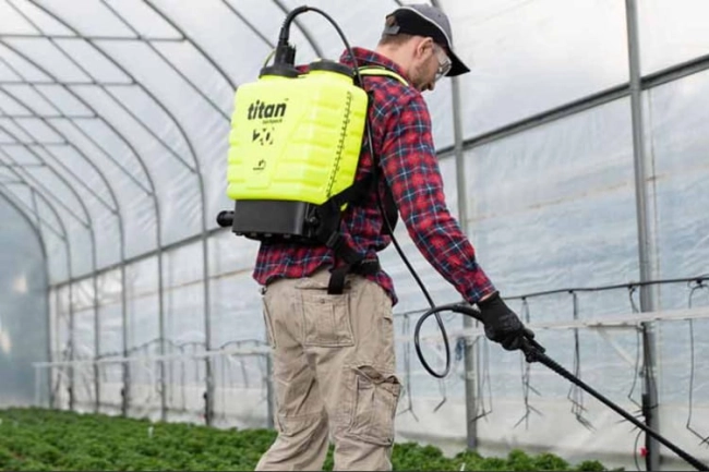 OPRYSKIWACZ PLECAKOWY TITAN 12 II-40822