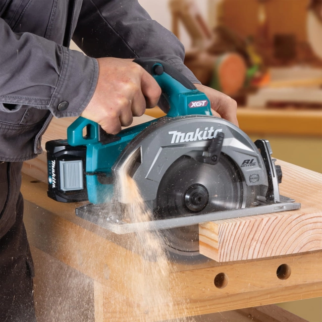 MAKITA PILARKA TARCZOWA 190MM XGT 40Vmax BEZ AKUM.-39378