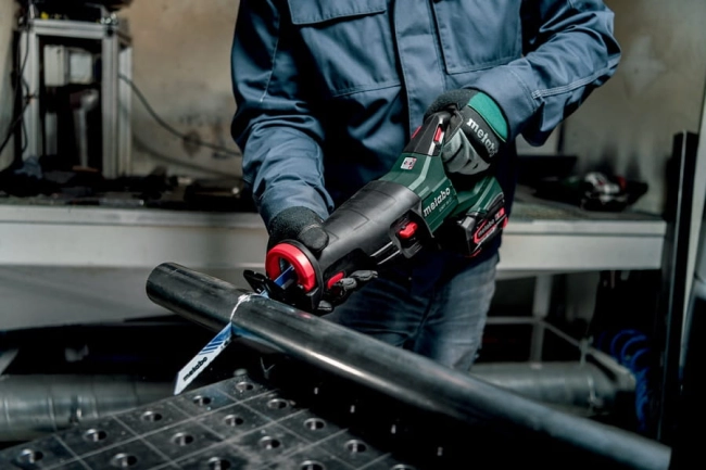 METABO PIŁA SZABLASTA AKU. 18V SSEP 18 LT BEZ AKU.-42933