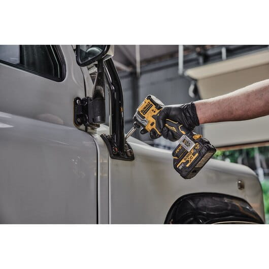 DEWALT ZAKRĘTARKA UDAROWA 18V BEZ AKU DCF850N-36073