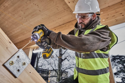 ZAKRĘTARKA UDAROWA 18V DEWALT DCF860NT-45787