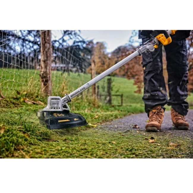 podkaszarka-zylkowa-bez-akumulatora-18V-Dewalt-DCMST561N