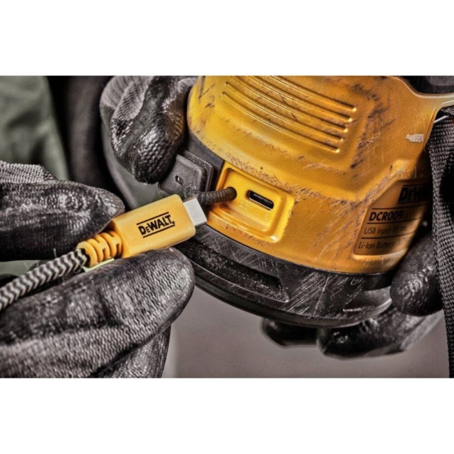 glosnik-budowlany-bluetooth-dewalt-dcr009