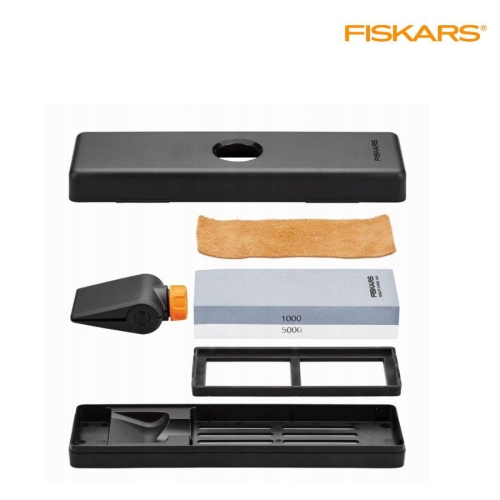 zestaw-ostrzacy-oselka-Fiskars-1058937.jpg