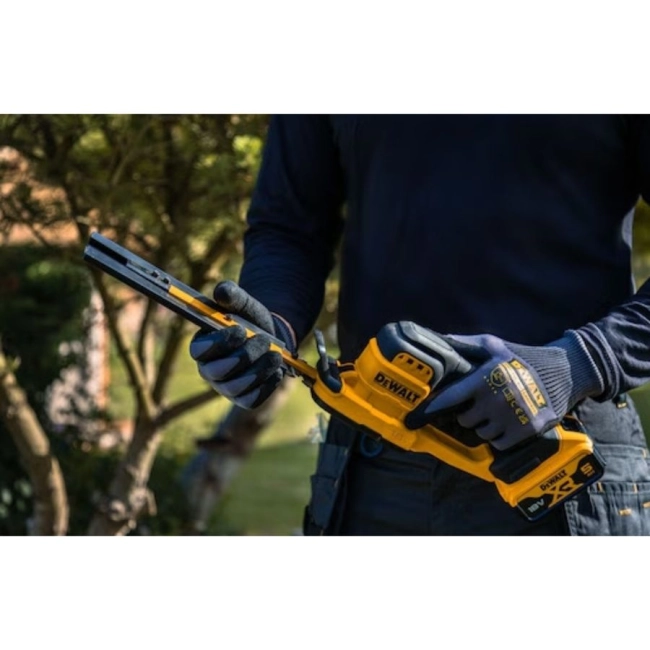 nozyce-akumulatorowe-do-zywoplotu-Dewalt-DCMHT520N-XJ.jpg