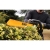 nozyce-akumulatorowe-do-zywoplotu-Dewalt-DCMHT567P1-QW.jpg