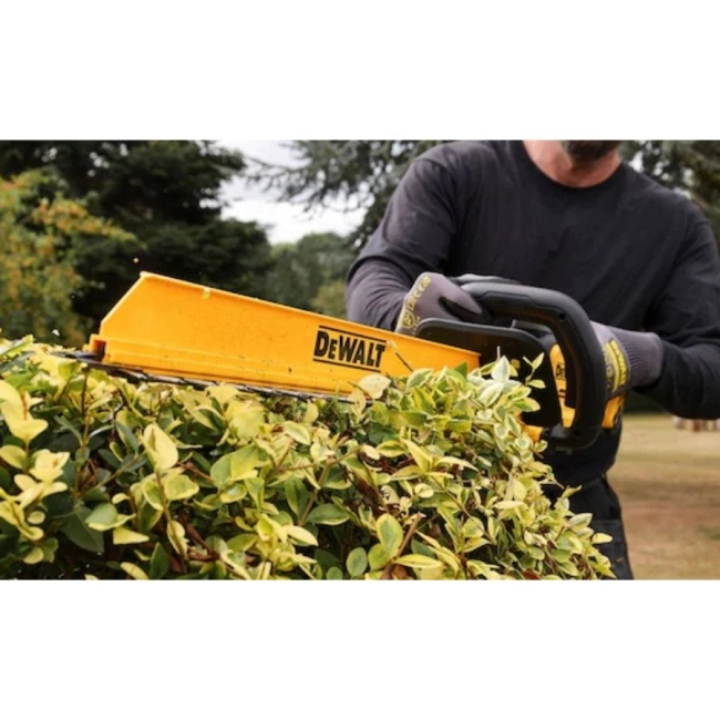 nozyce-akumulatorowe-do-zywoplotu-Dewalt-DCMHT567P1-QW.jpg