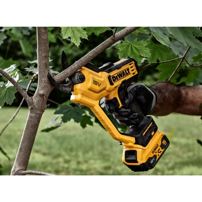 sekator-akumulatorowy-18v-Dewalt-DCMPP568P1-QW.jpg