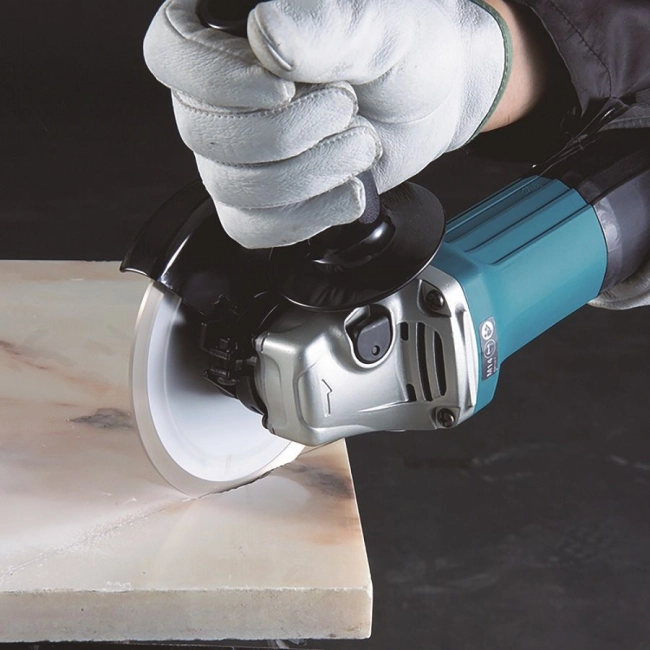 Szlifierka-katowa-125-720W-Makita-GA5030R
