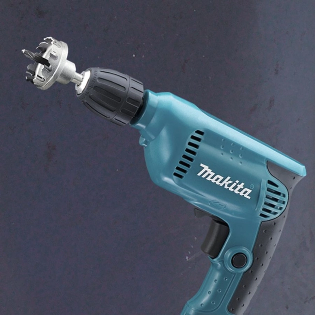 wiertarka-bezudarowa-Makita-6413.jpg