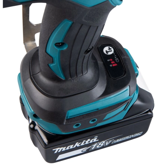 klucz-udarowy-makita-DTW1002RTJ.jpg