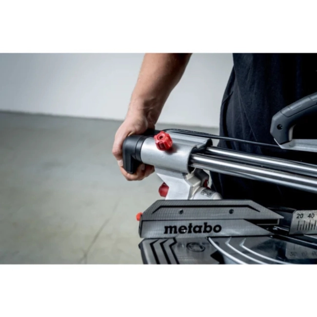 Pila-ukosnica-216mm-Metabo-KGS216