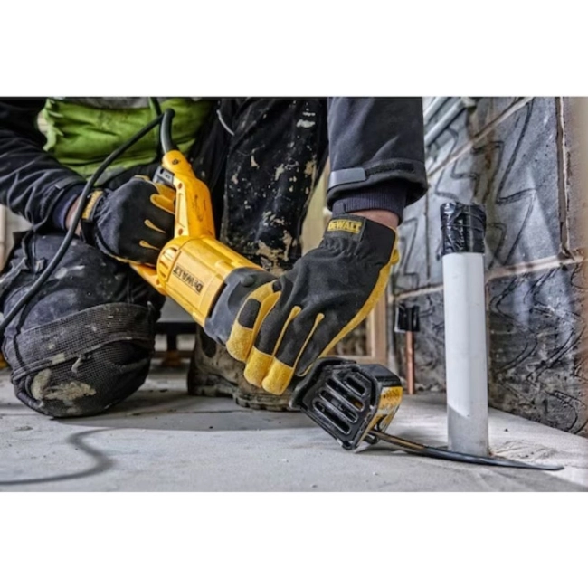pila-szablasta-1100w-DeWALT-DWE305PK.jpg