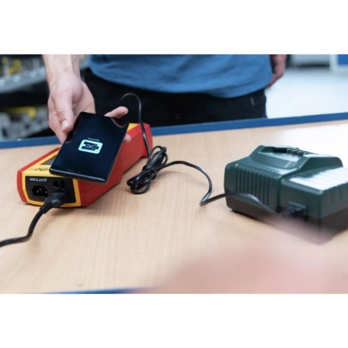 tester-do-urzadzen-PAT-Wiha-47220.jpg