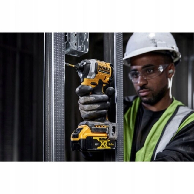 zakretarka-udarowa-akumulatorowa-dewalt-DCF850N-XJ