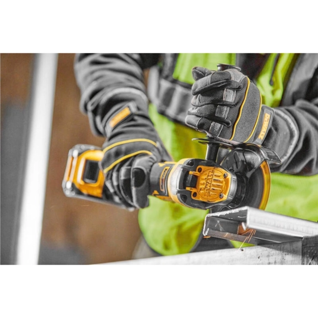 szlifierka-katowa-18v-aku-dewalt-DCG409VSN