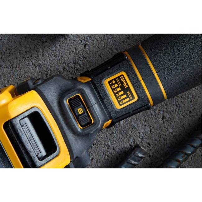 szlifierka-katowa-18v-aku-dewalt-DCG409VSN