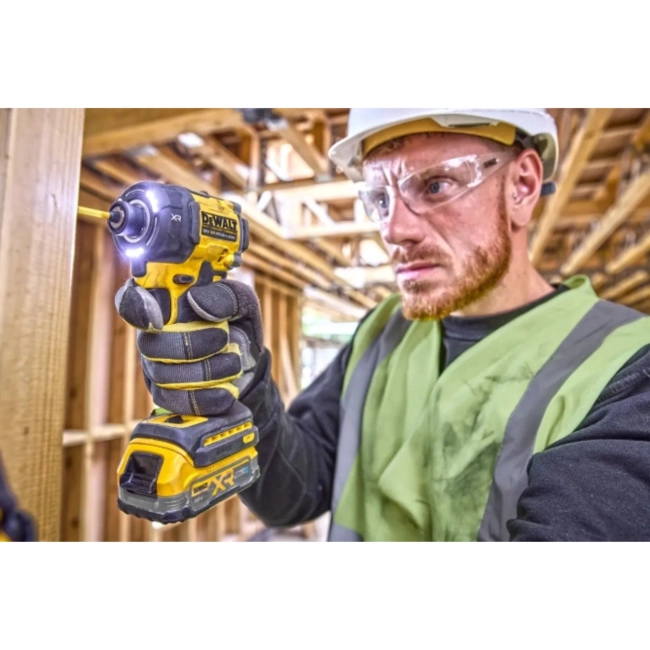 zakretarka-udarowa-akumulatorowa-DeWALT-DCF870N