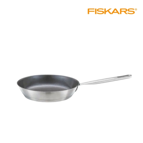 patelnia-24cm-Fiskars-1064743